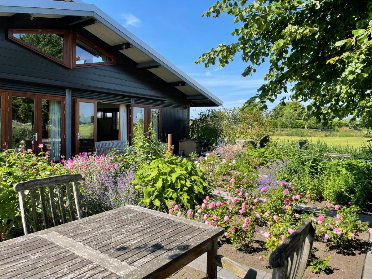 Hestar Husid, Het Luxe Paardenhuis ウェースプ エクステリア 写真